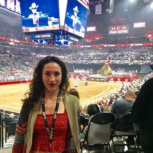 Meet your Posher, Daniela